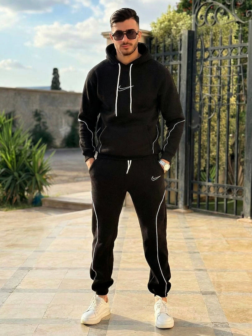 Ensemble Nike Sweat à Capuche & Jogging Noir
