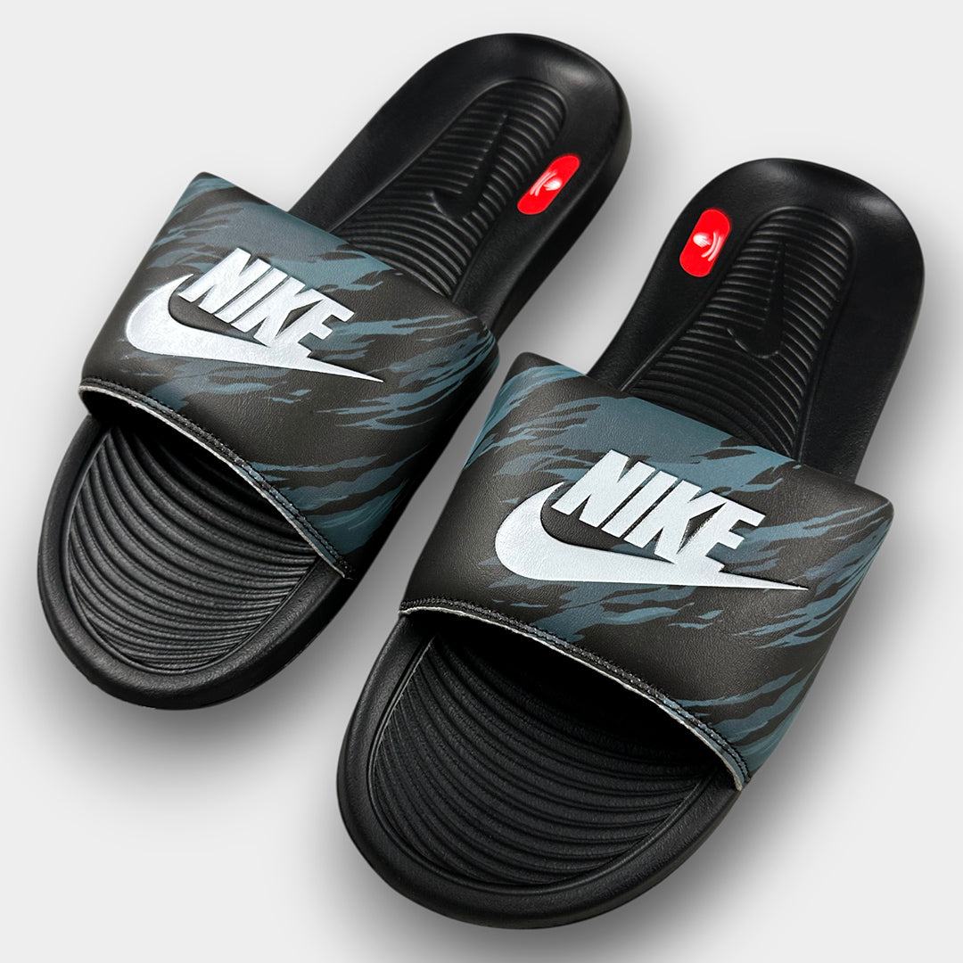 Nike Victori One