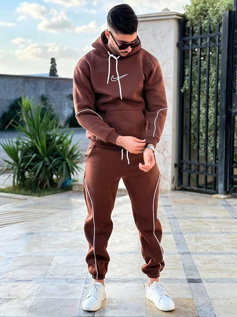 Ensemble Nike Sweat à Capuche & Jogging Marron
