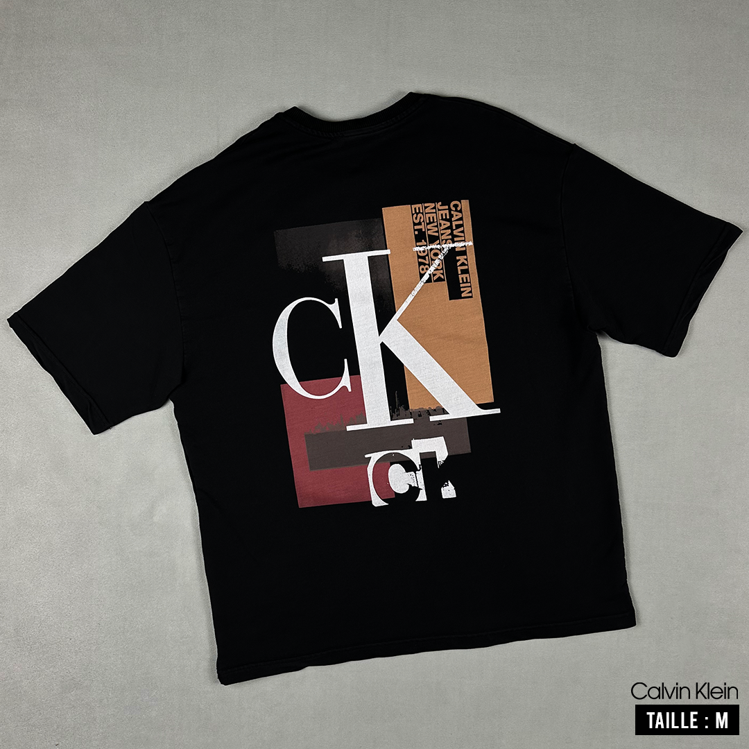 Calvin Klein T-shirt Taille M Over Size
