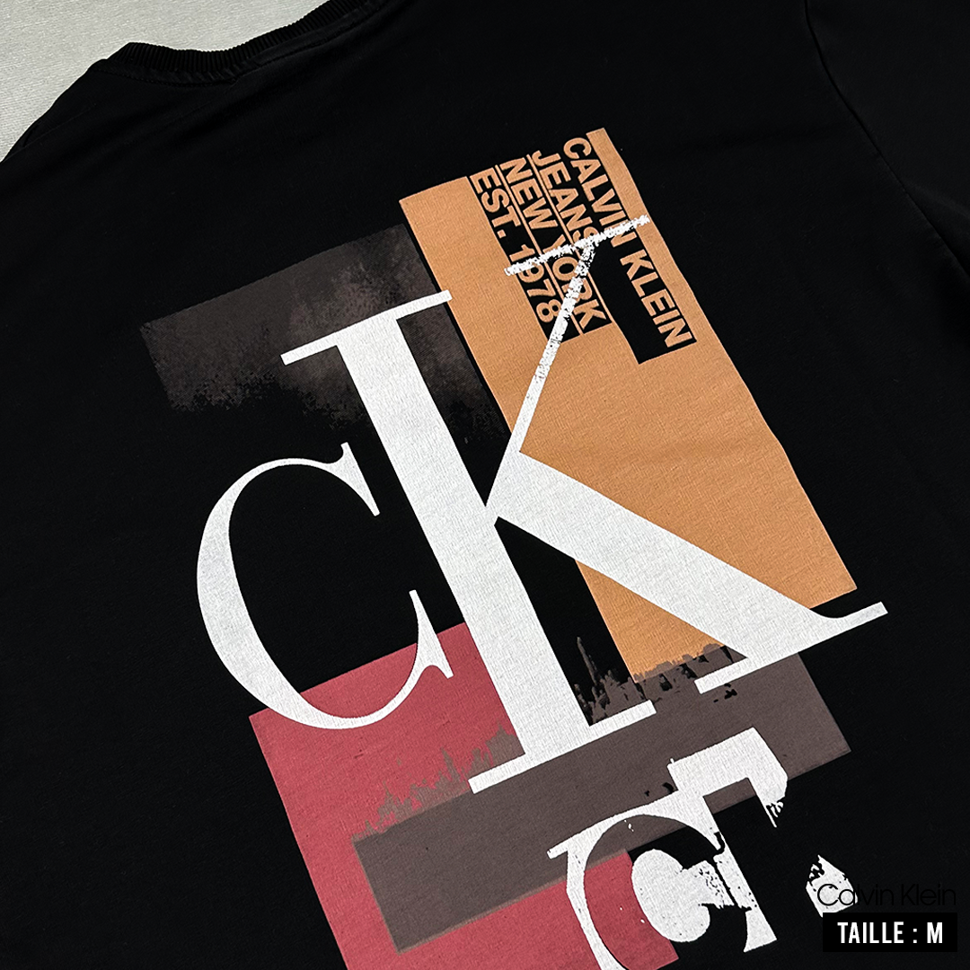 Calvin Klein T-shirt Taille M Over Size
