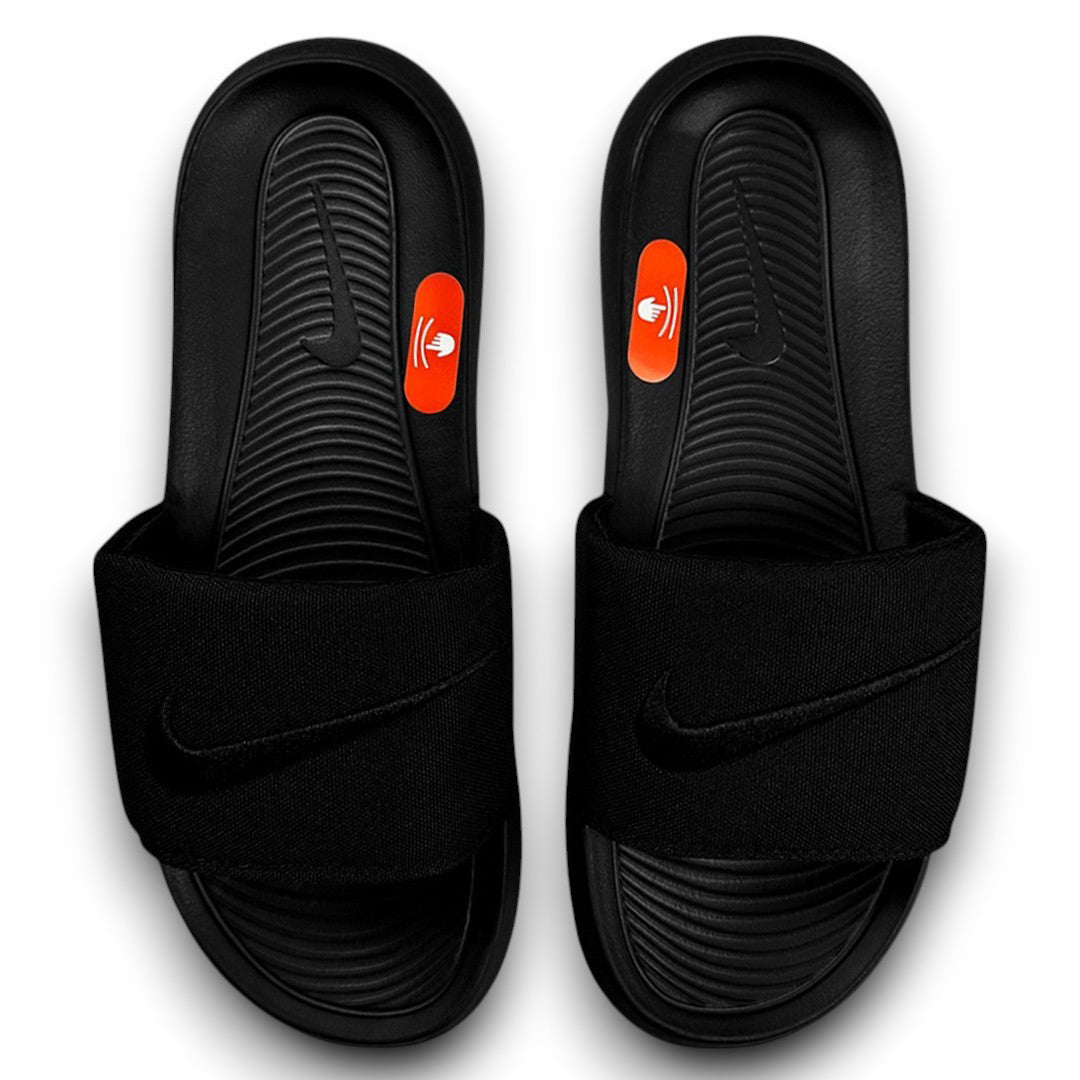 Nike Benassi