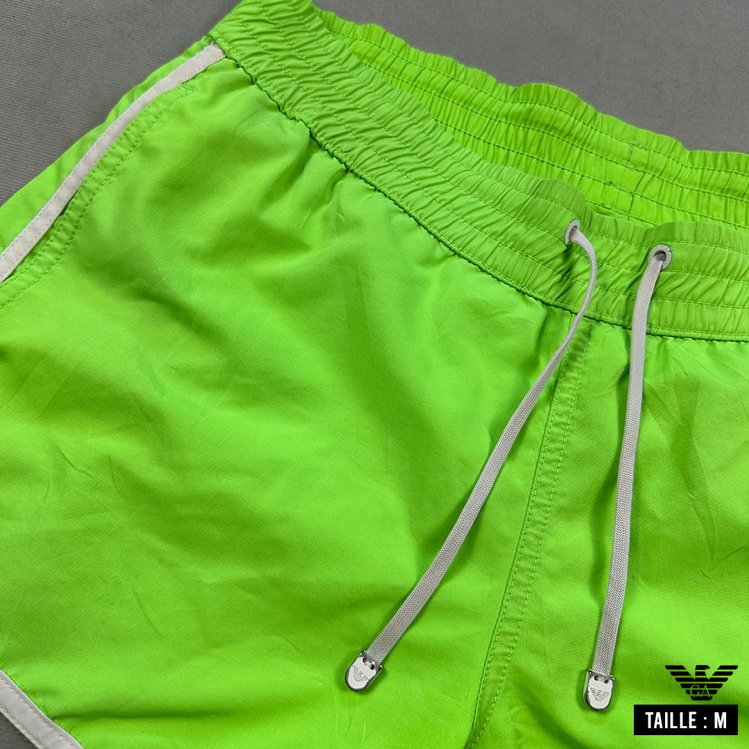 Emporio Armani Short Taille M