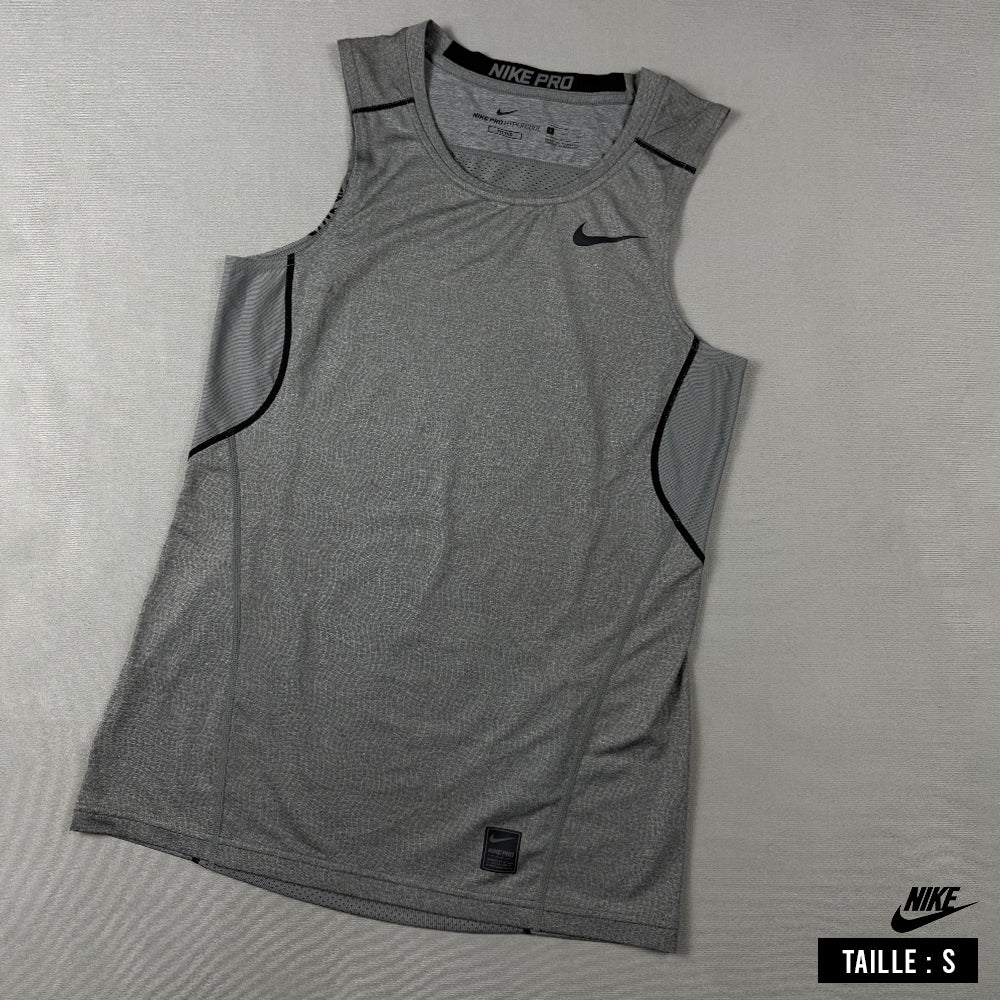 Nike T-shirt Taille S