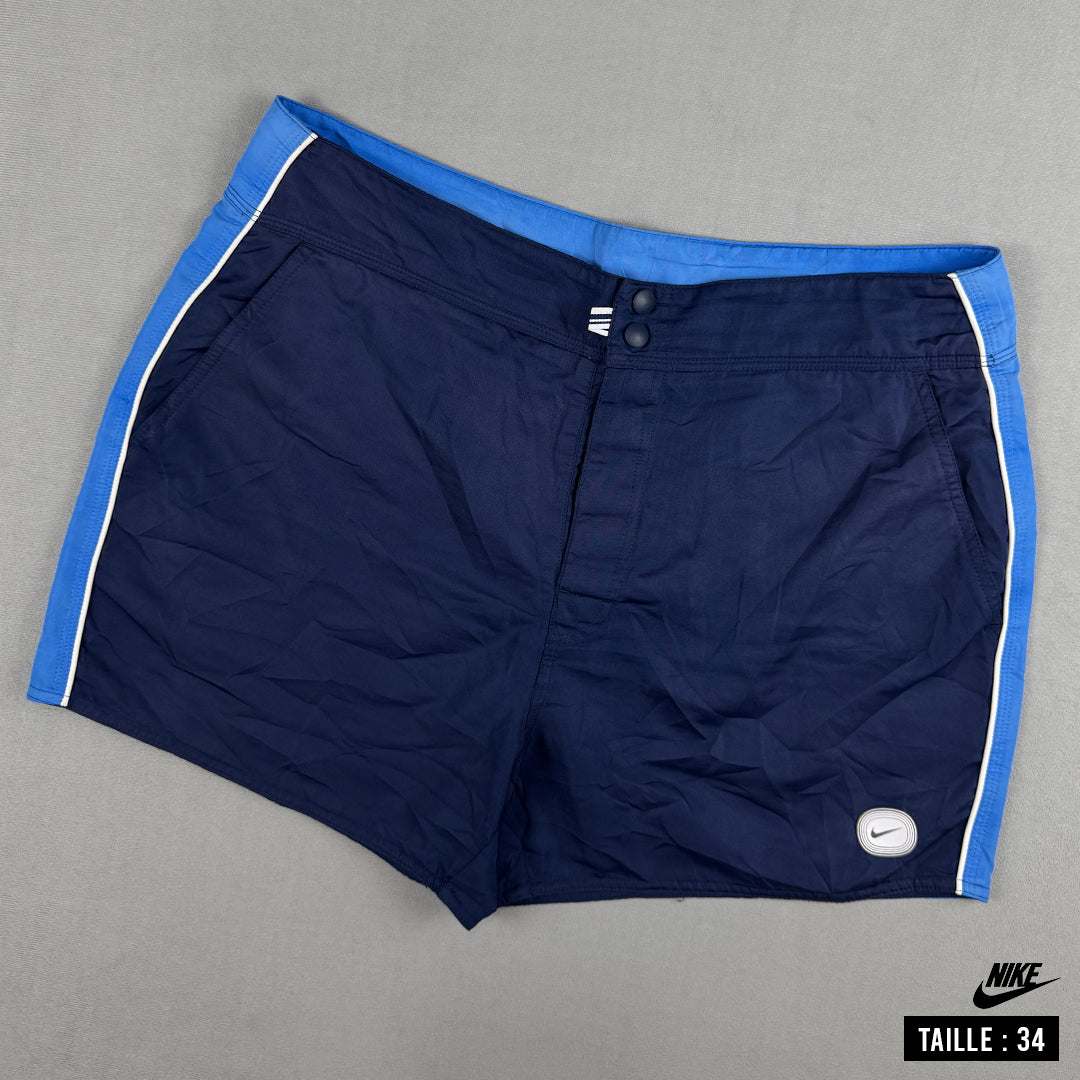 Nike Short Taille 34/L