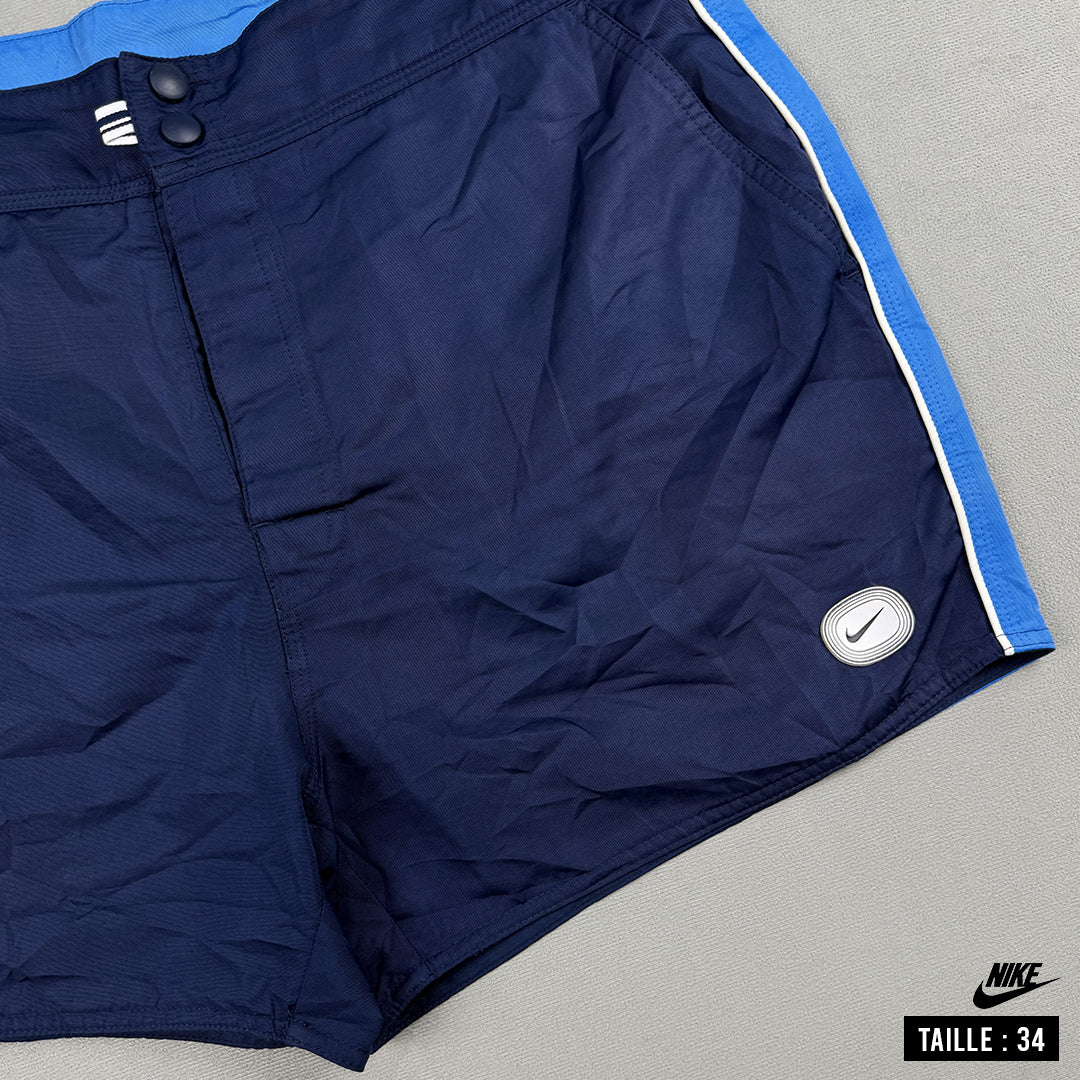 Nike Short Taille 34/L