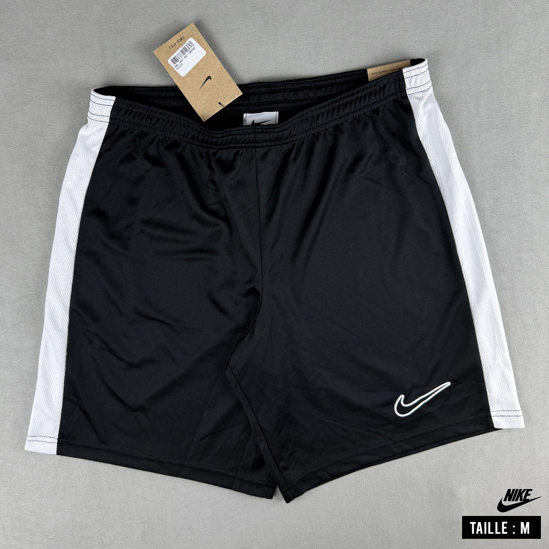 Nike Short Taille M