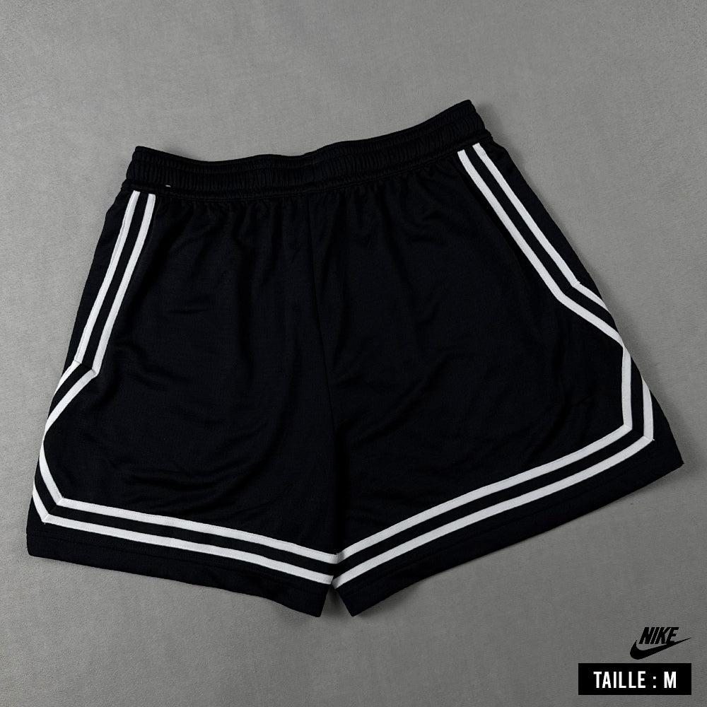 Nike Short Taille M