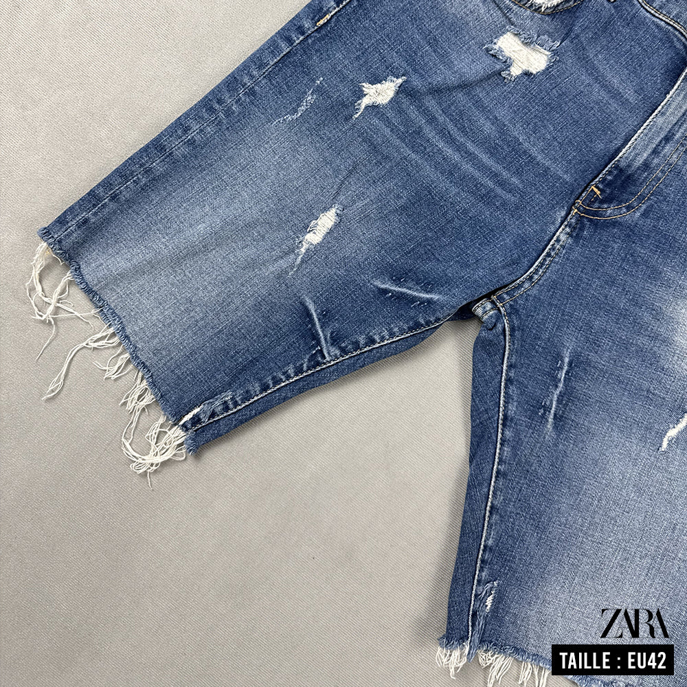 Zara Short Taille EU42