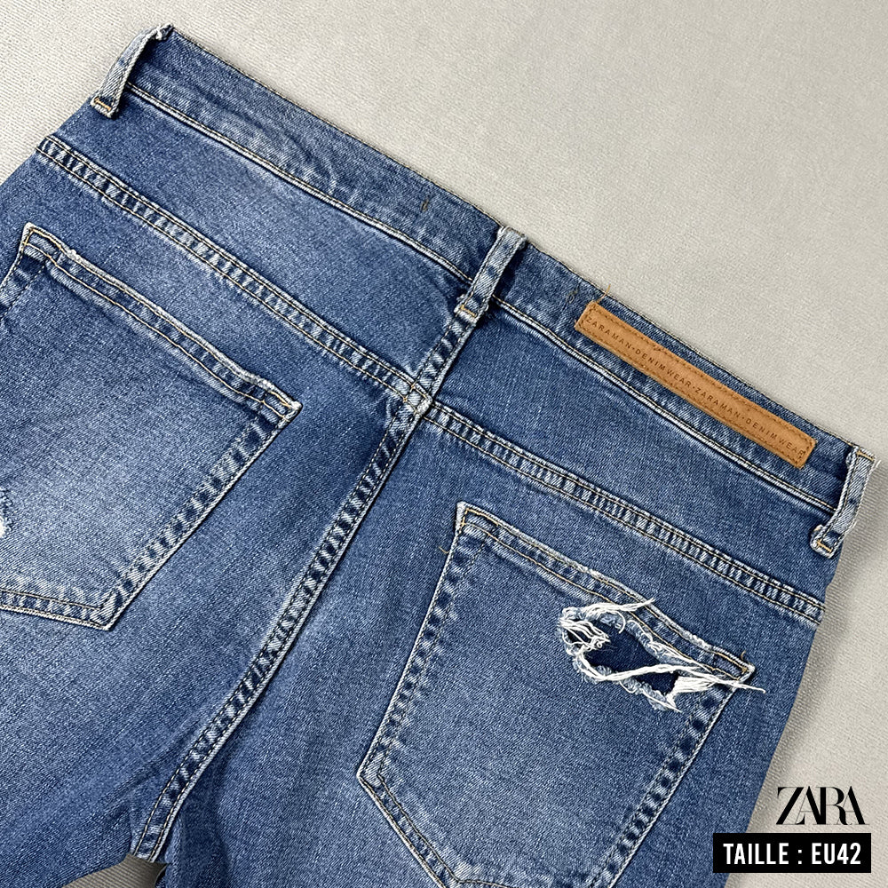 Zara Short Taille EU42