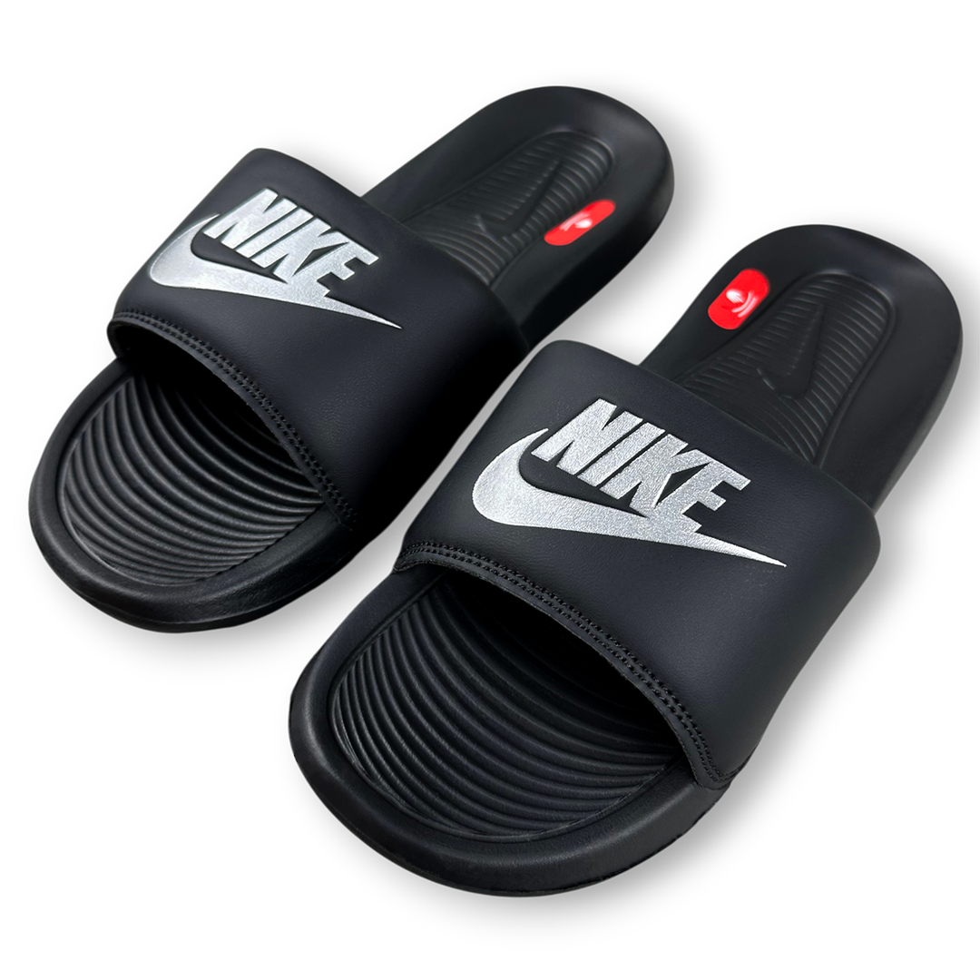 Nike Victori One