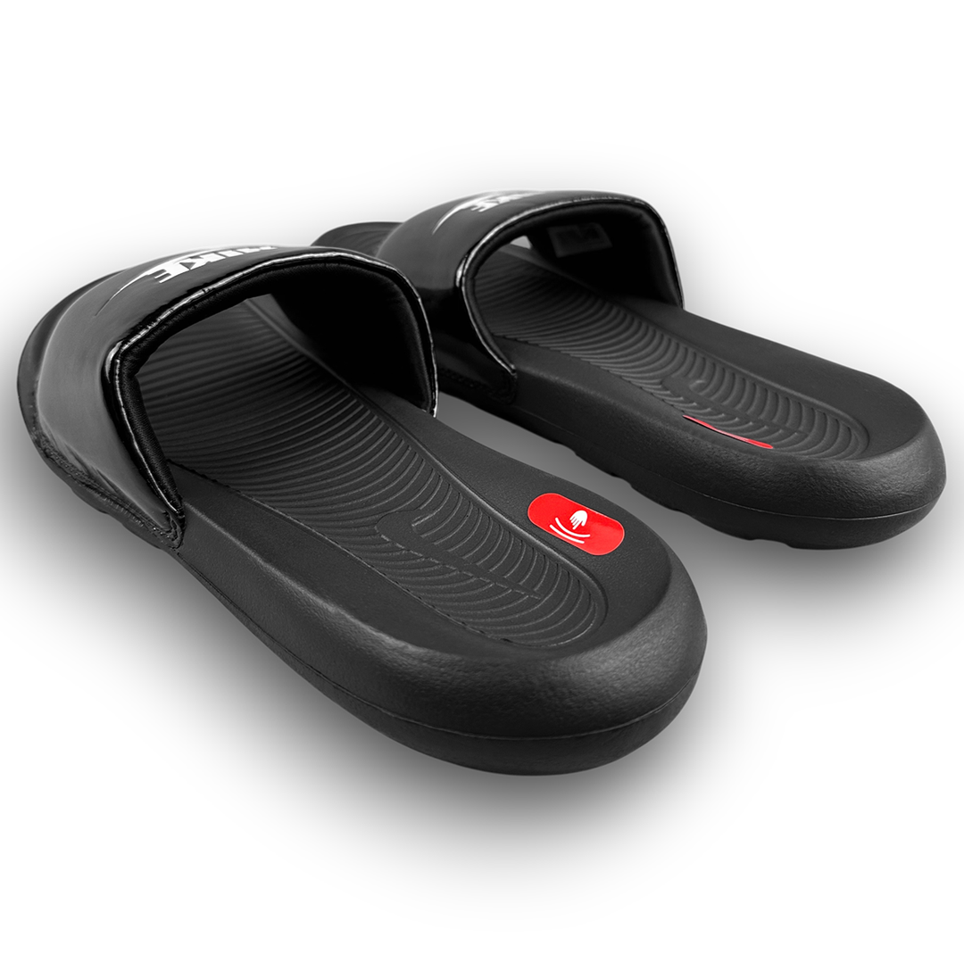 Nike Victori One