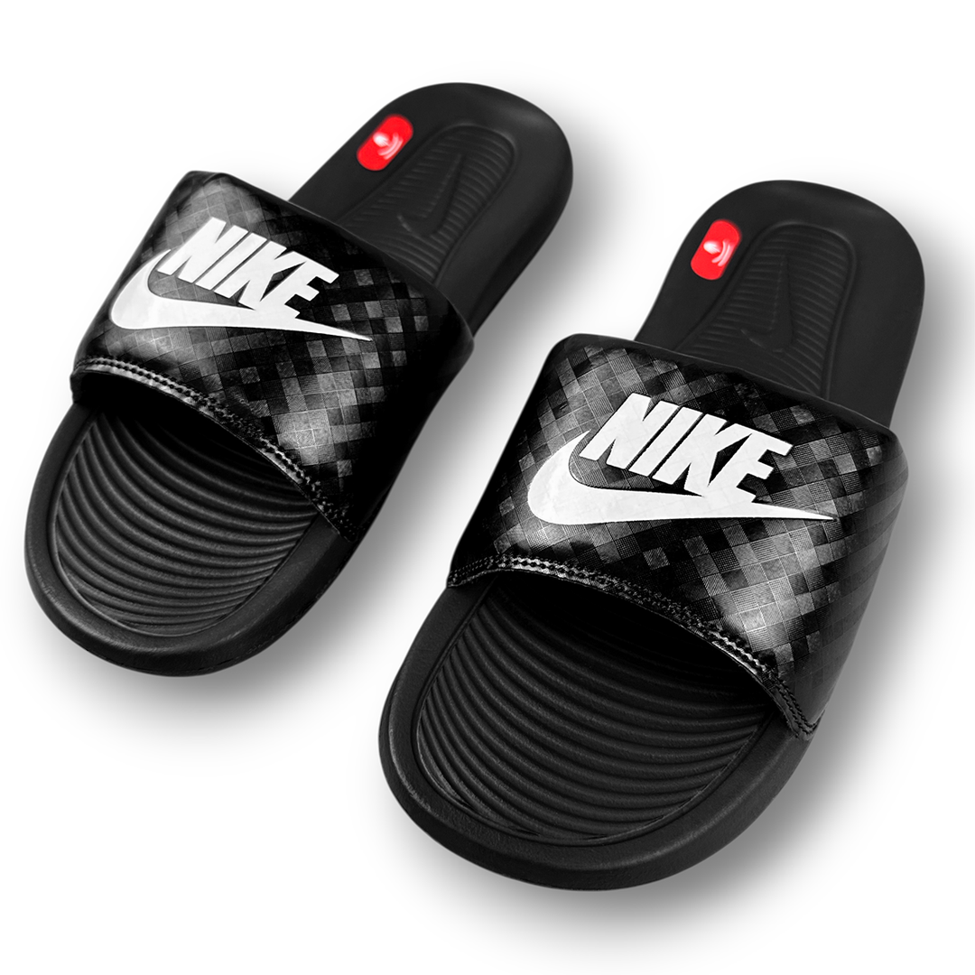 Nike Victori One