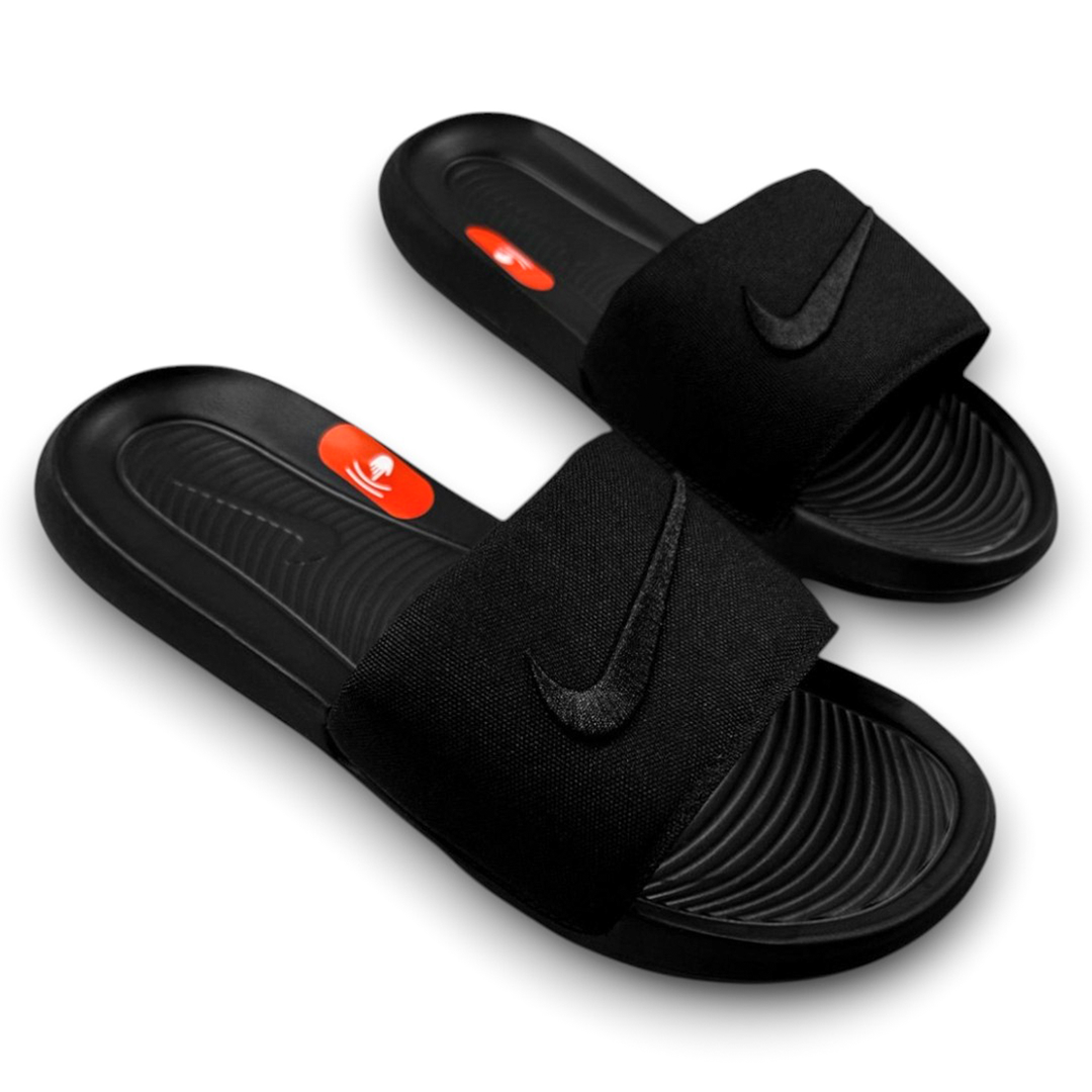 Nike Benassi