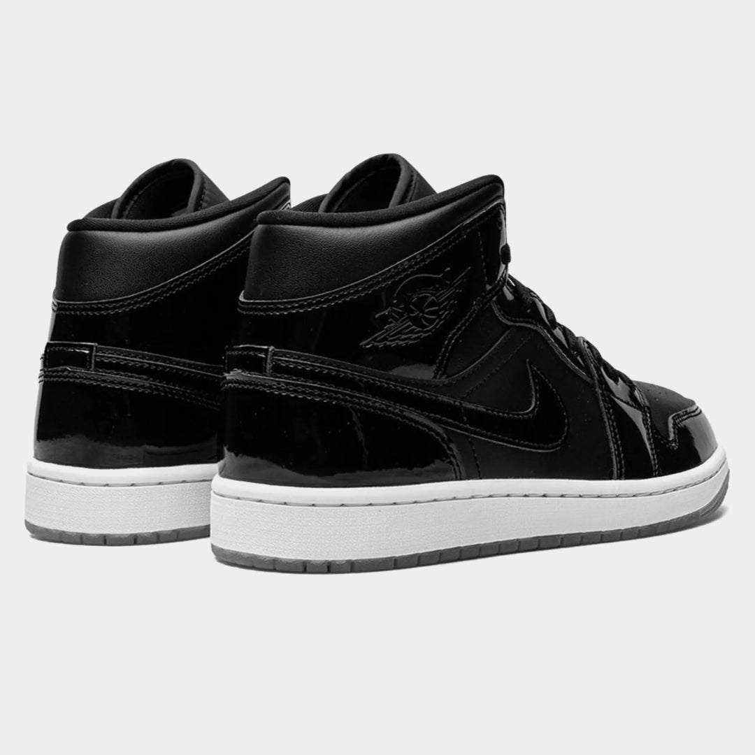 NIKE AIR JORDAN 1 HIGH