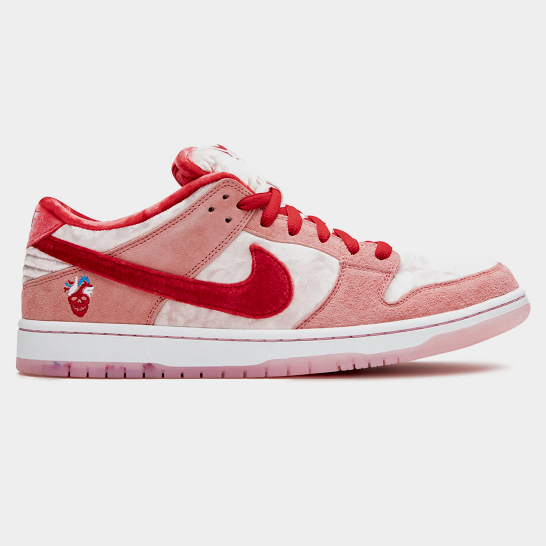 Nike SB Dunk Low StrangeLove