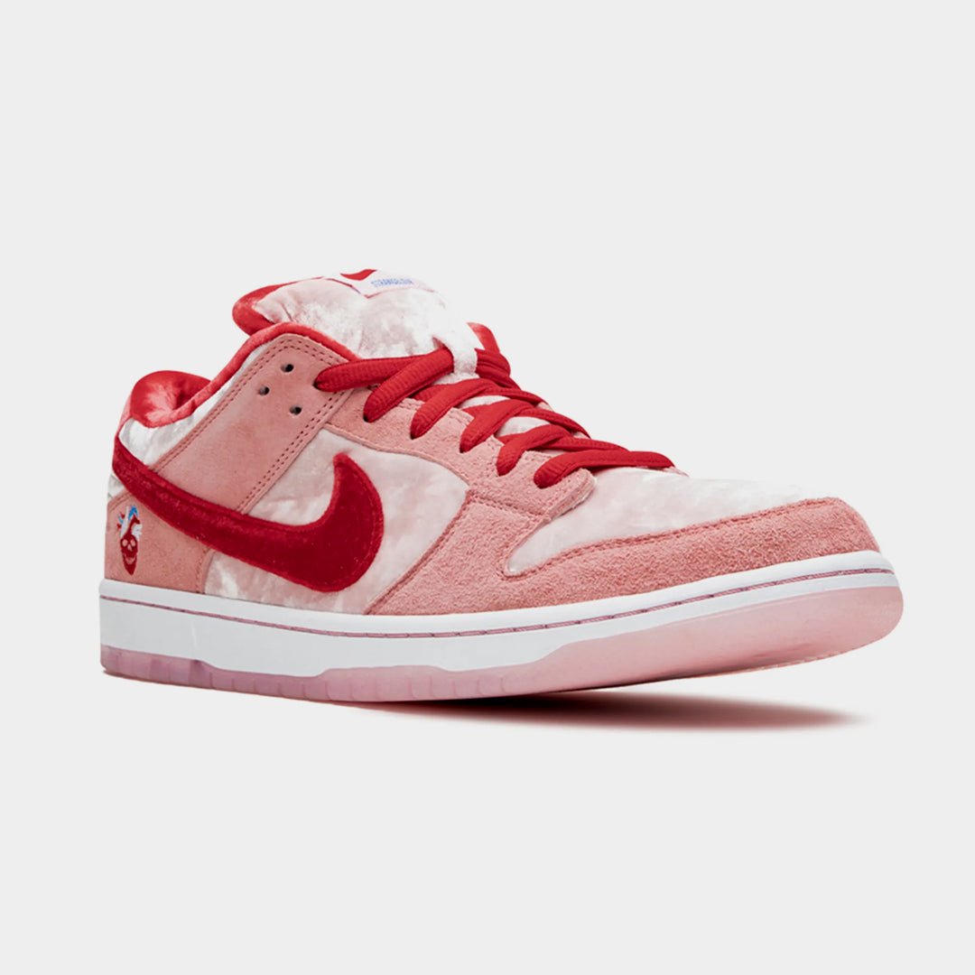 Nike SB Dunk Low StrangeLove