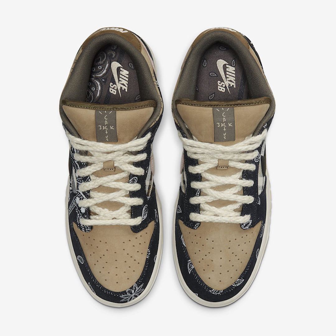 Nike SB Dunk Low x Travis Scott