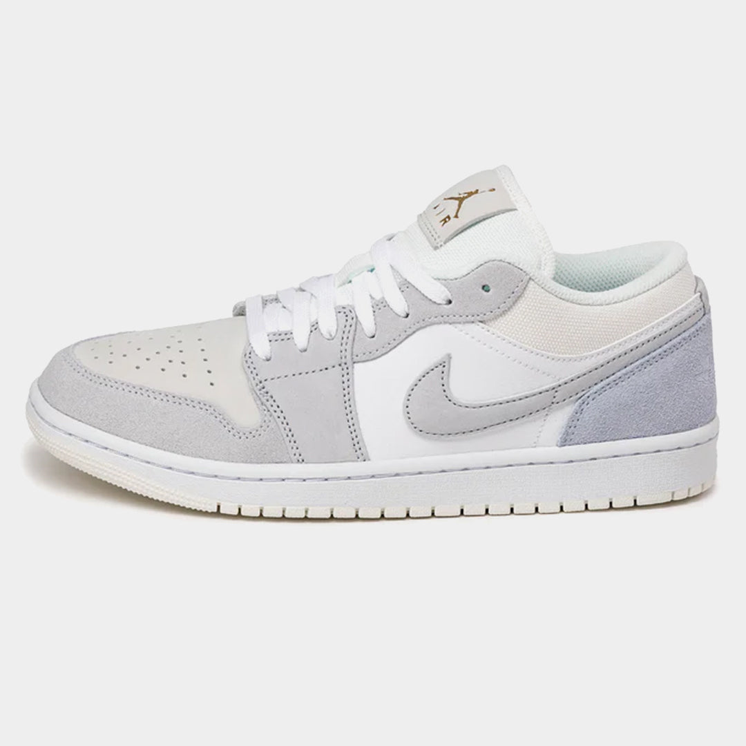 Nike SB Dunk Low Paris