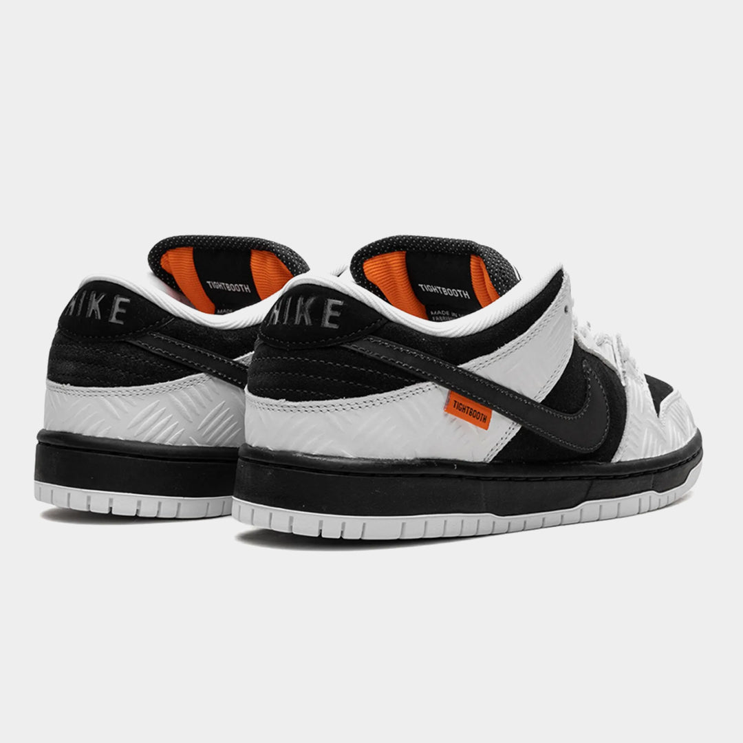 Nike SB Dunk Low