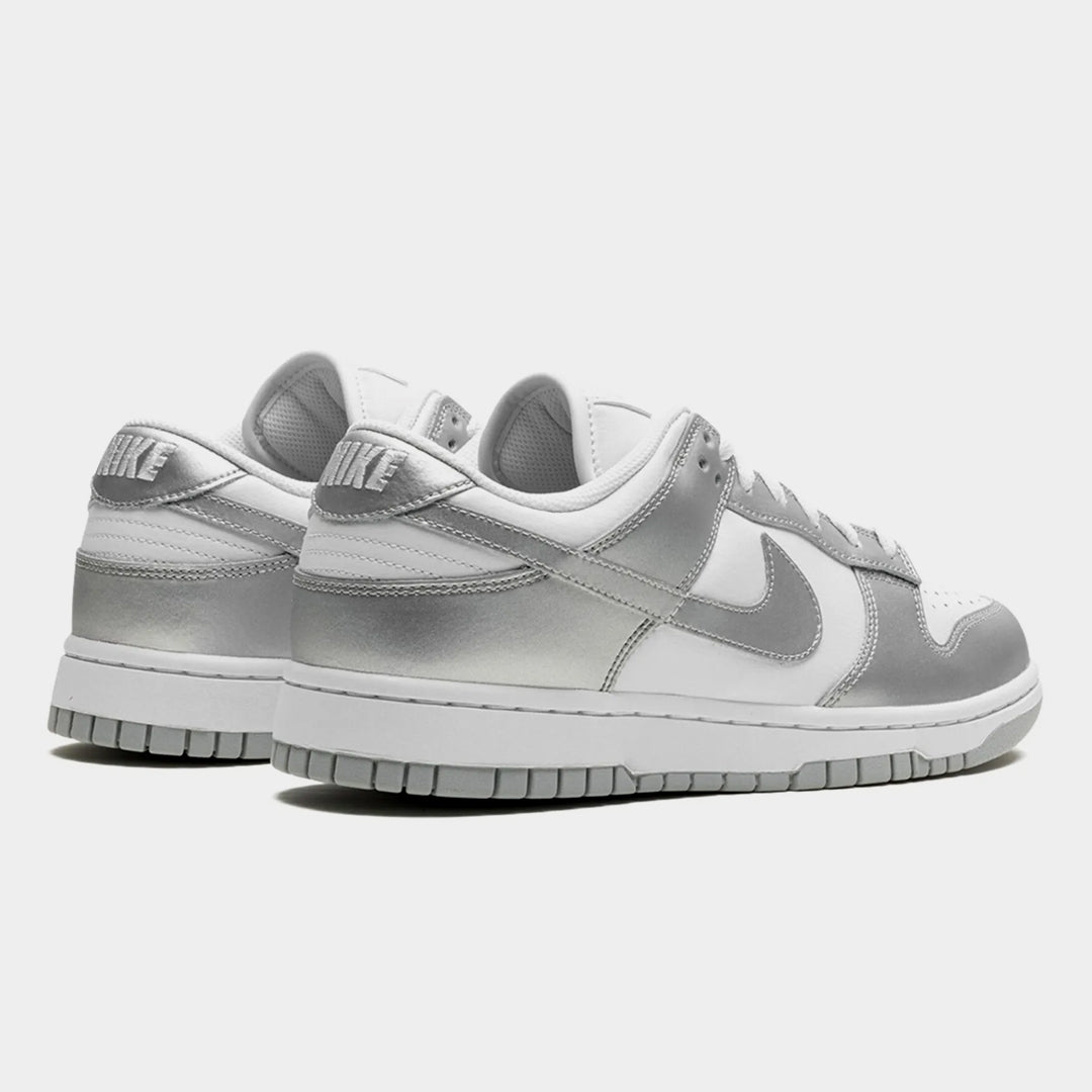 Nike SB Dunk Low Metallic Silver