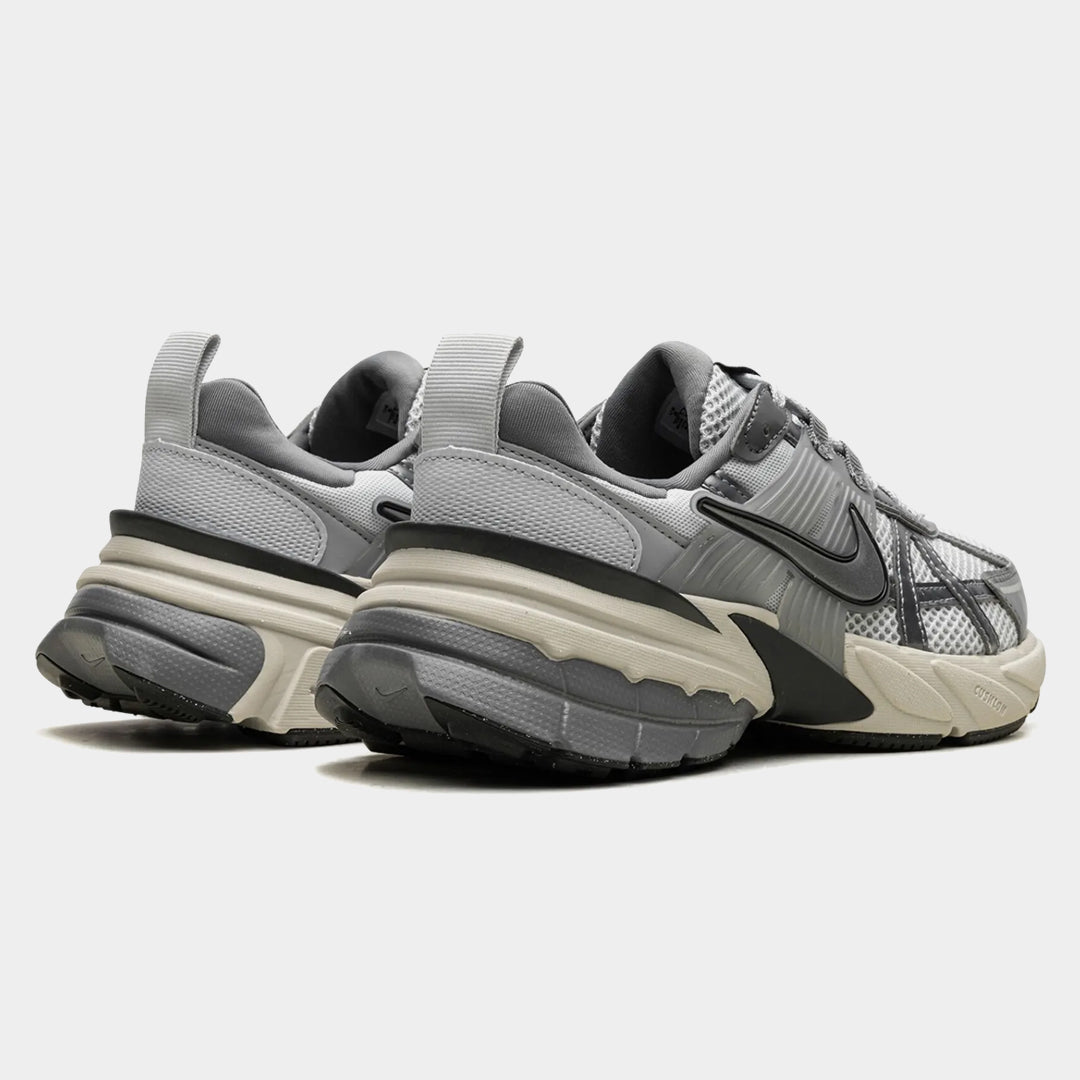Nike V2K Run