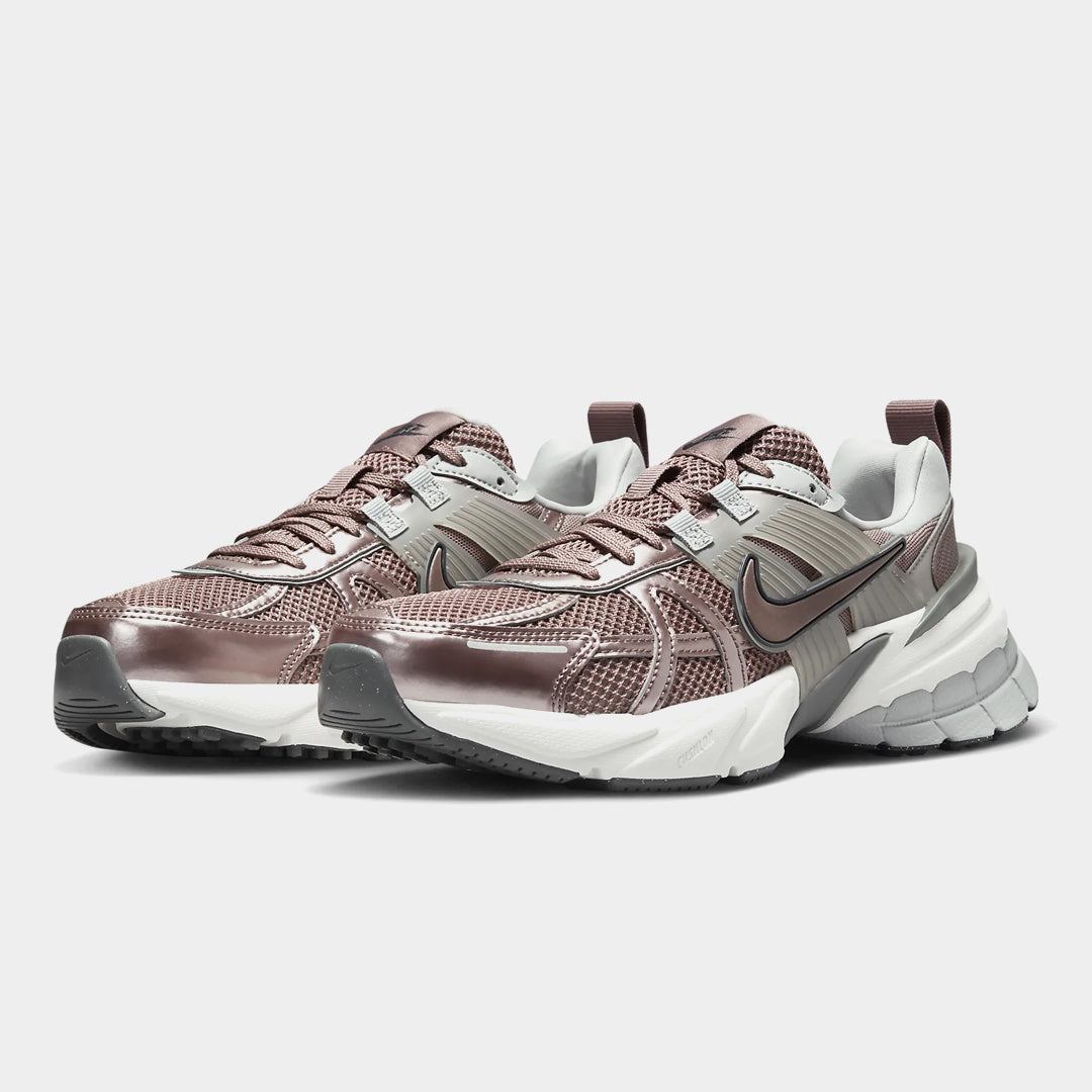 Nike V2K Run Smokey