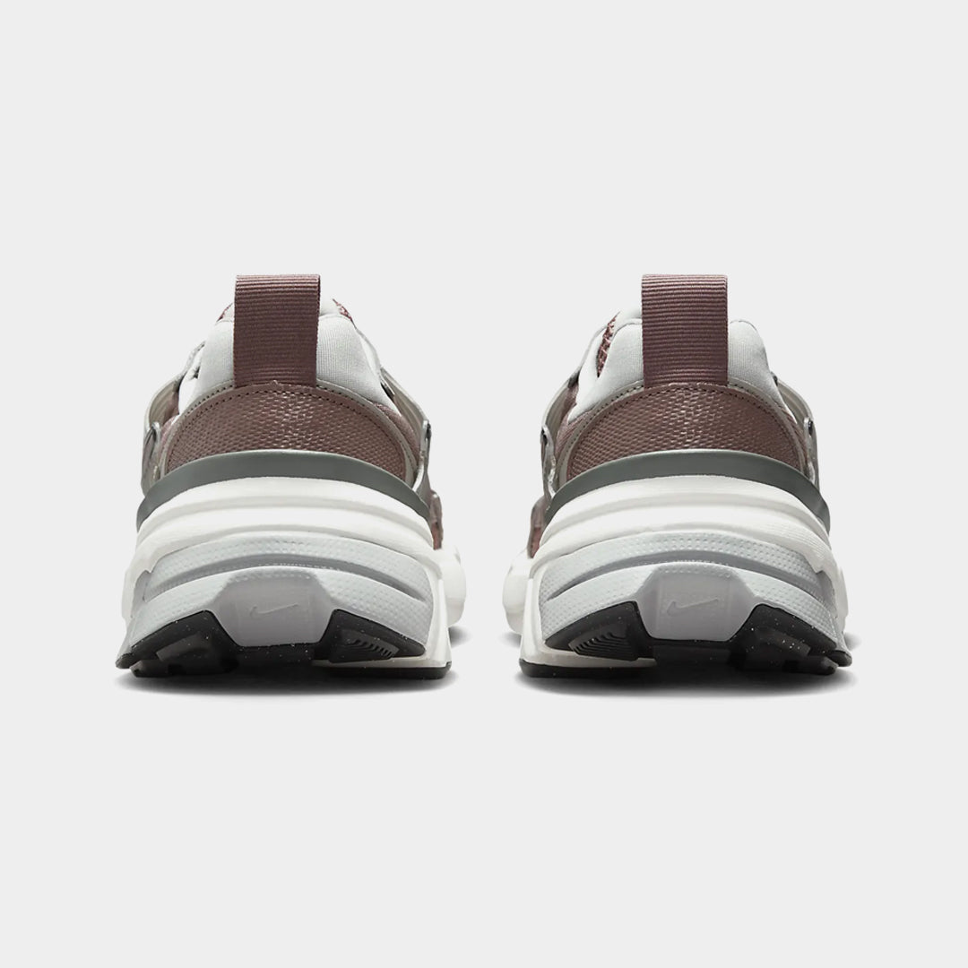 Nike V2K Run Smokey