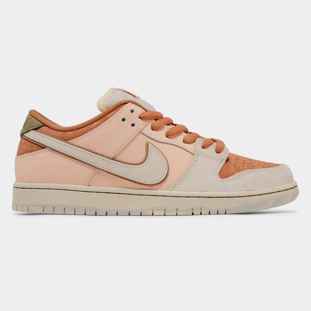 Nike SB Dunk Low Trocadéro Gardens