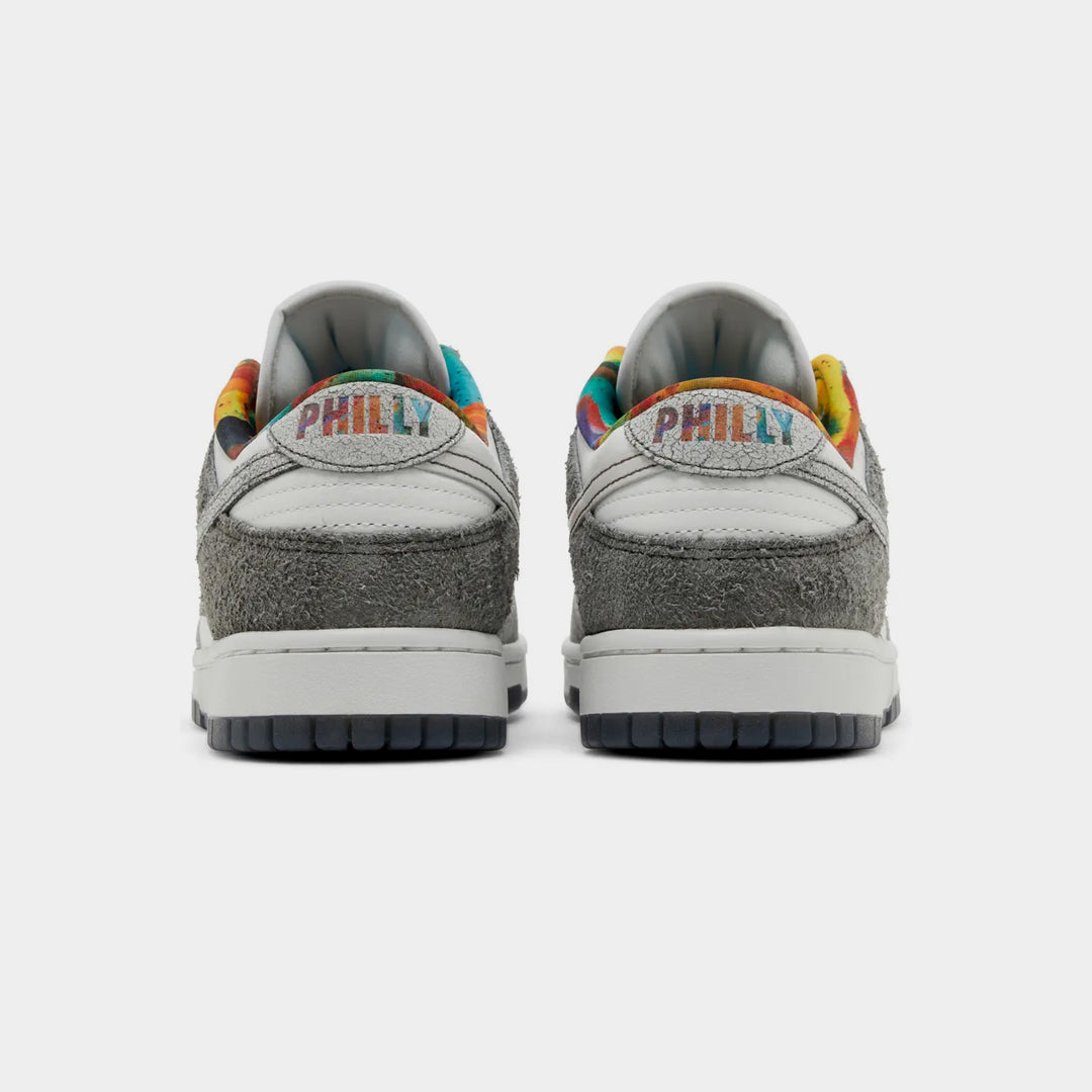 Nike SB Dunk Low Philly