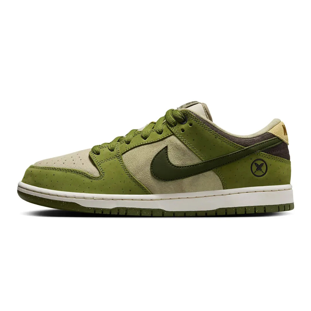 Nike SB Dunk Low Asparagus