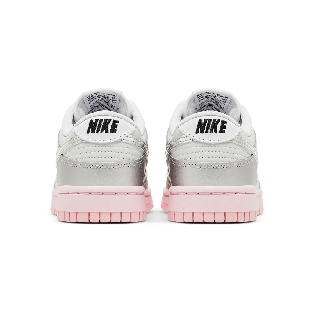 Nike SB Dunk 'Photon Dust Pink Foam'