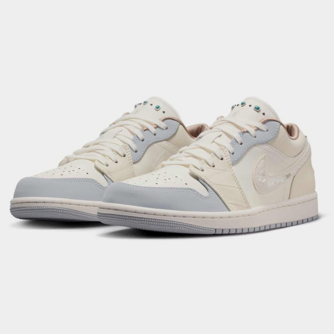 Nike Air Jordan 1 Sail & Soft Pearl