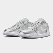 Nike SB Dunk Low x Road Sign Argent