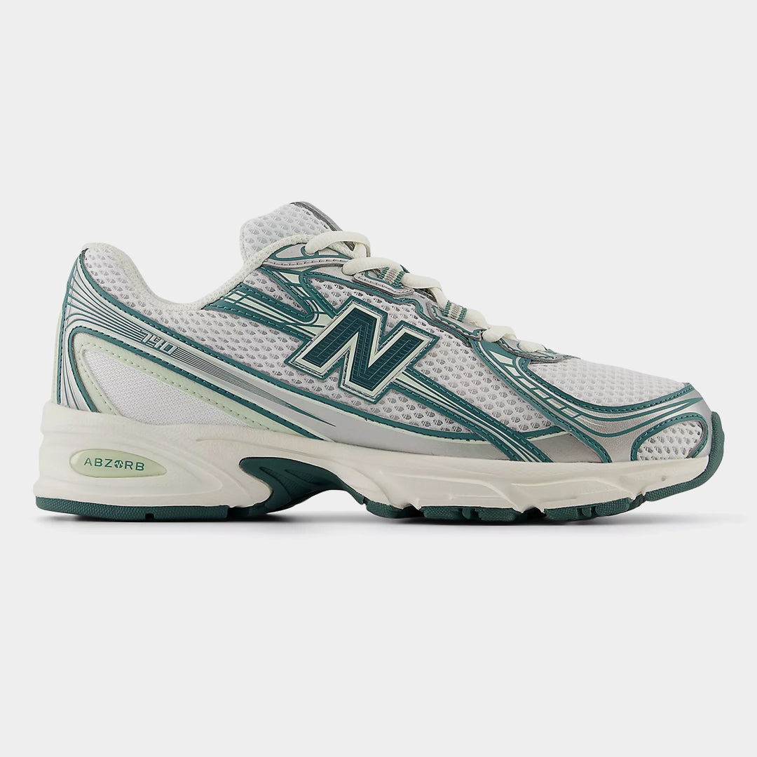 New Balance 740 Phantom