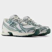 New Balance 740 Phantom