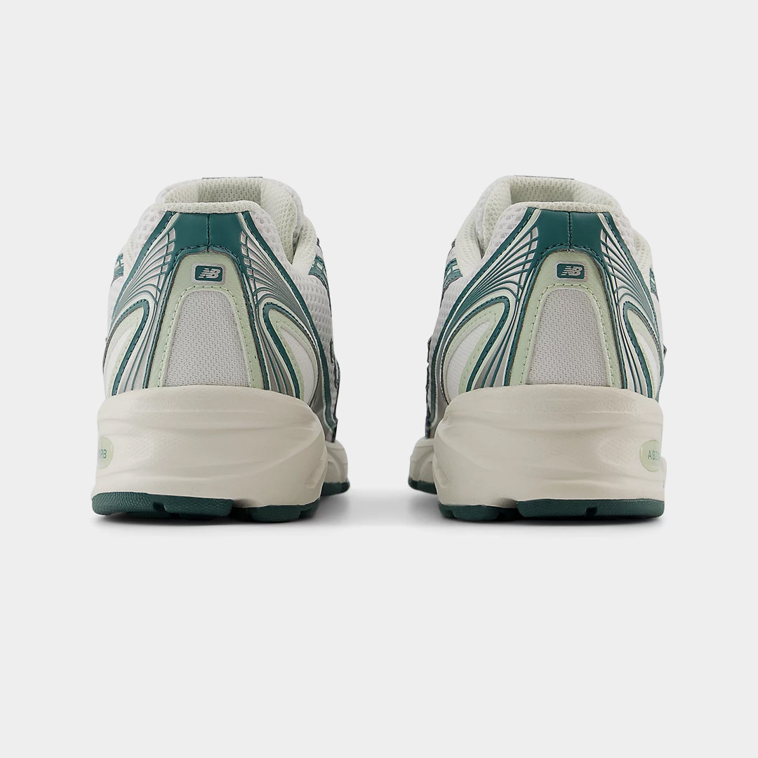 New Balance 740 Phantom