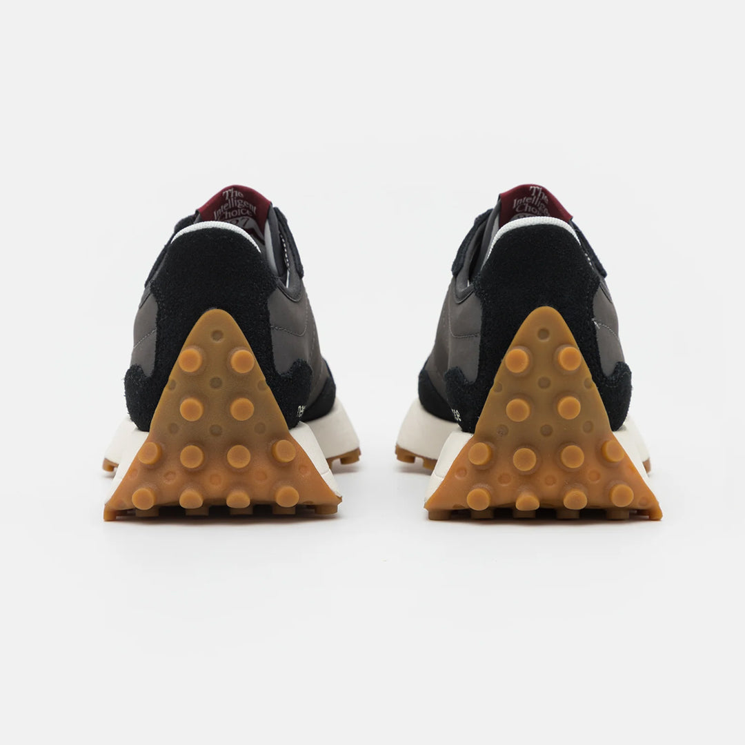 New Balance 327