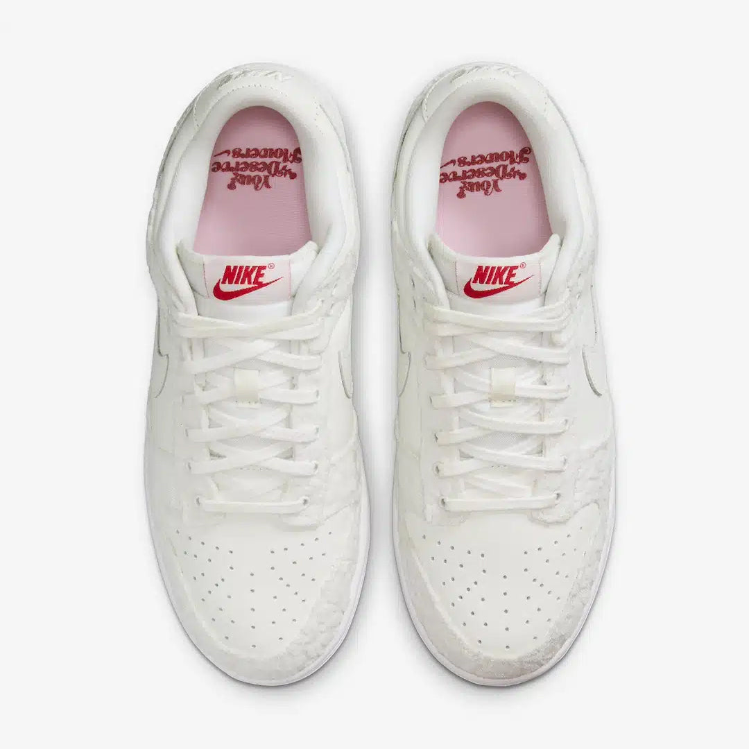 Nike SB Dunk Low Deserve Flowers