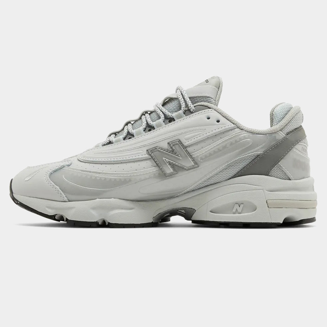 New Balance 1000