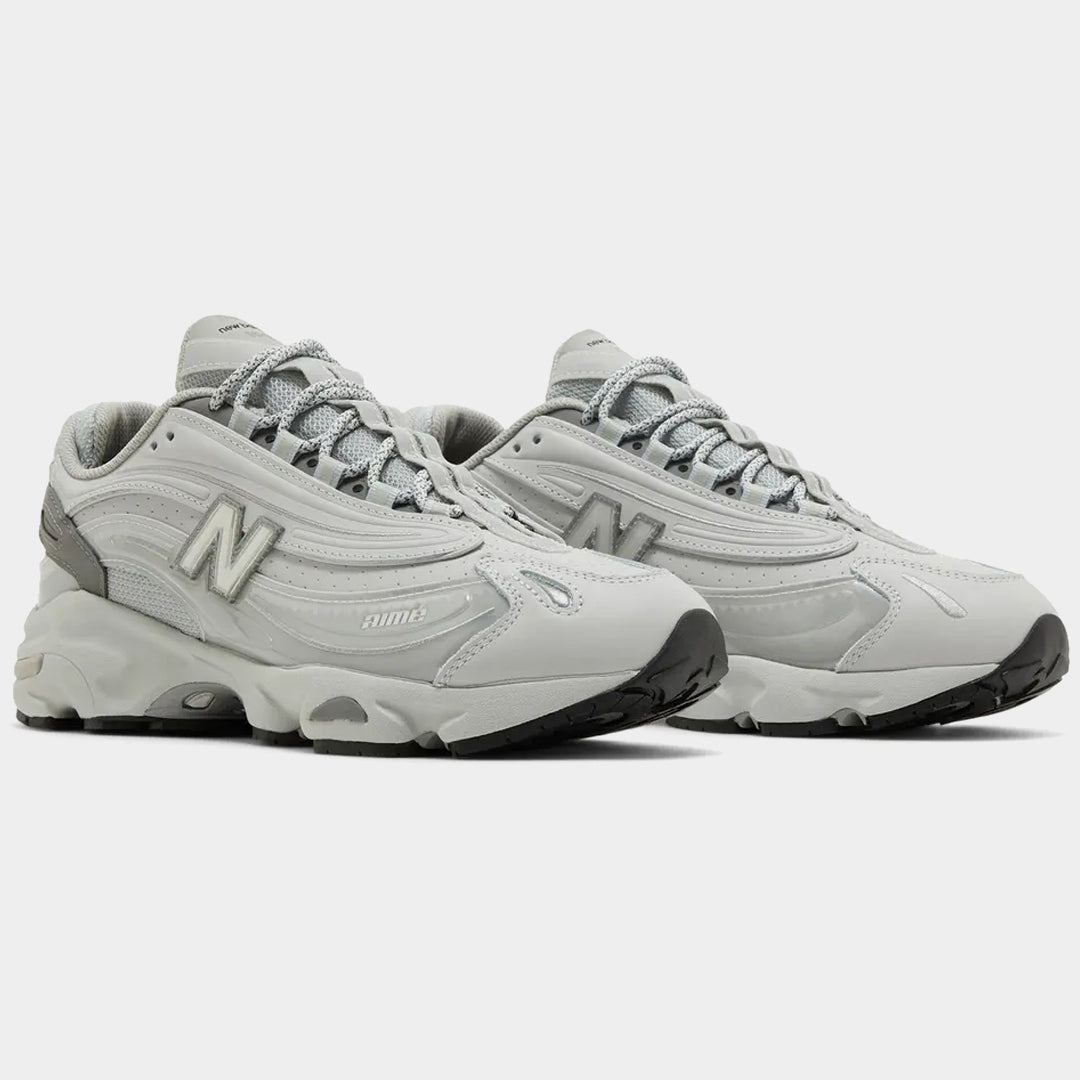 New Balance 1000